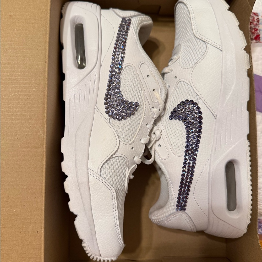 Nike White Sneakers with Glittering Swoosh